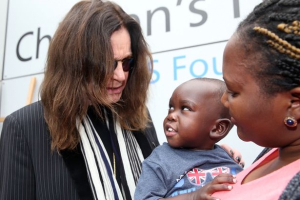 Ozzy Oosbourne hospital infantil