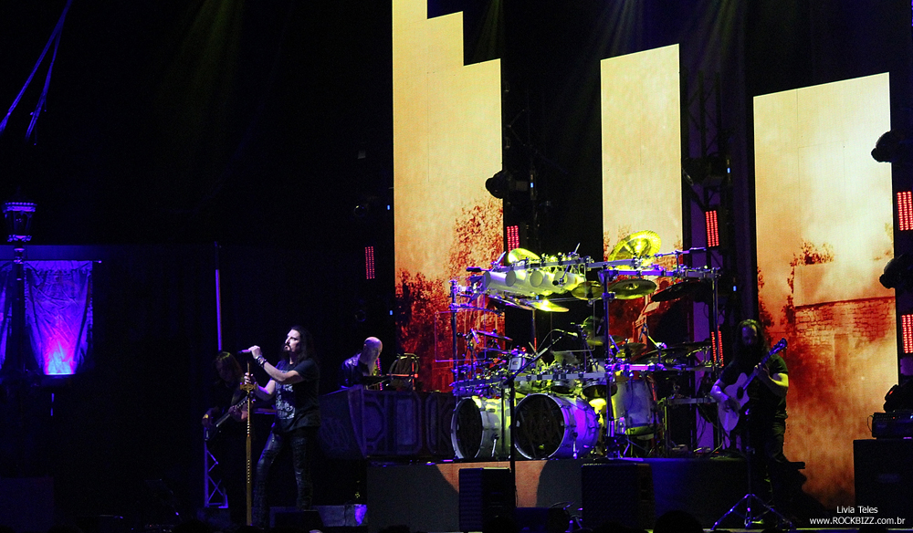 dream-theater-vivo-rio-2