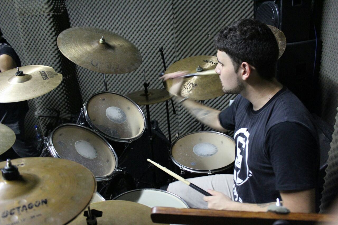 Silver Mammoth - Baterista